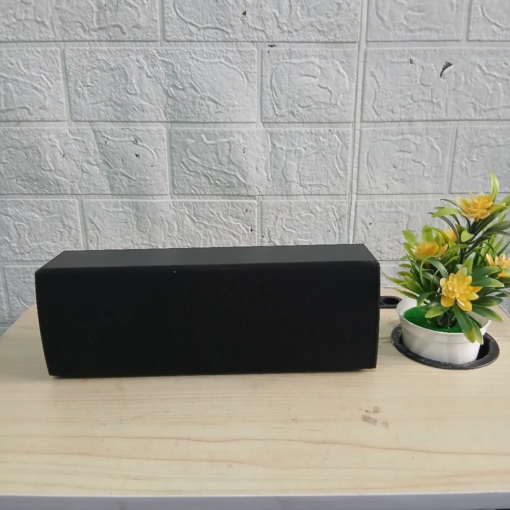 Speaker center home theater LG pasif