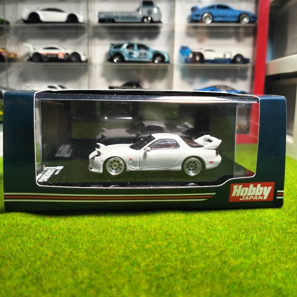 Diecast Mazda RX-7 (FD3S) – 1/64 Hobby Japan