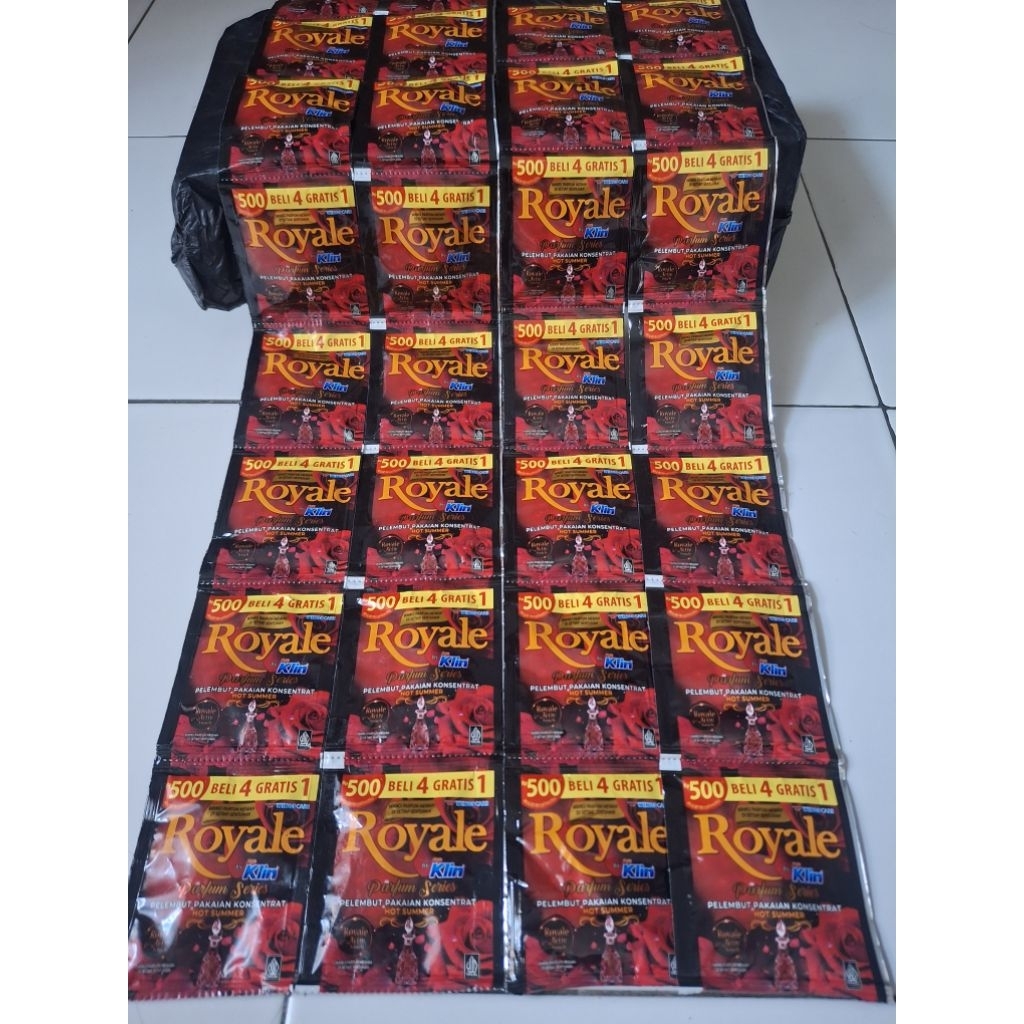 Royale pewangi pakaian