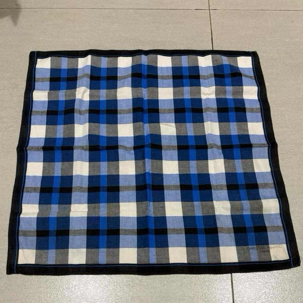 Saputangan Pria Garis Garis Kotak Biru Putih Christian Aujard Soft Cotton Import