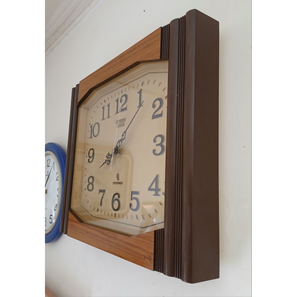 Jam dinding TRANSISTOR  CITIZEN dan SILICON vintage jadul