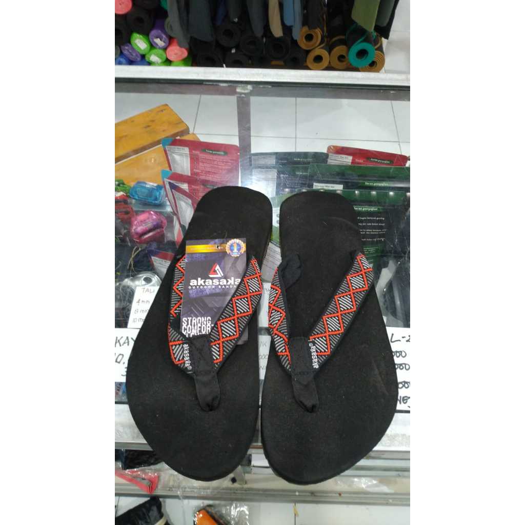 SANDAL AKASAKA CIREMAI