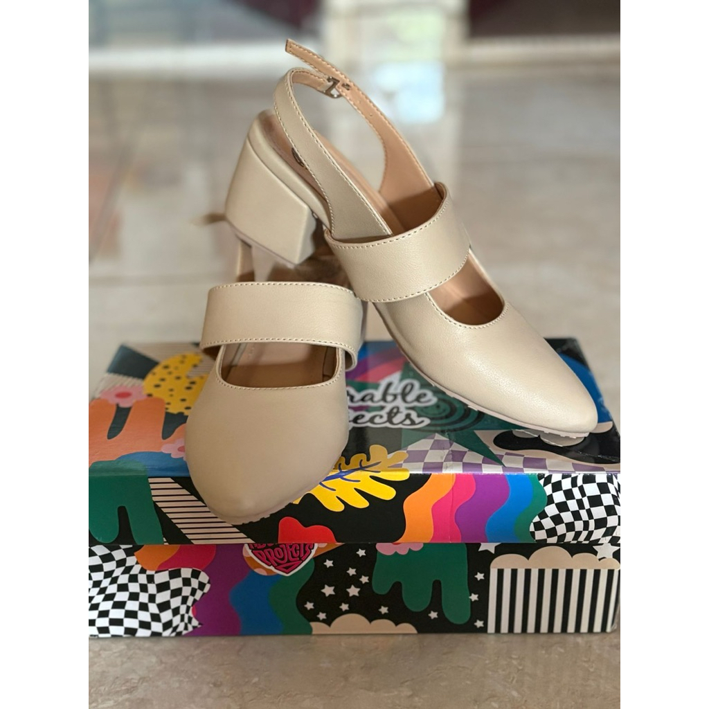 sepatu adorable project