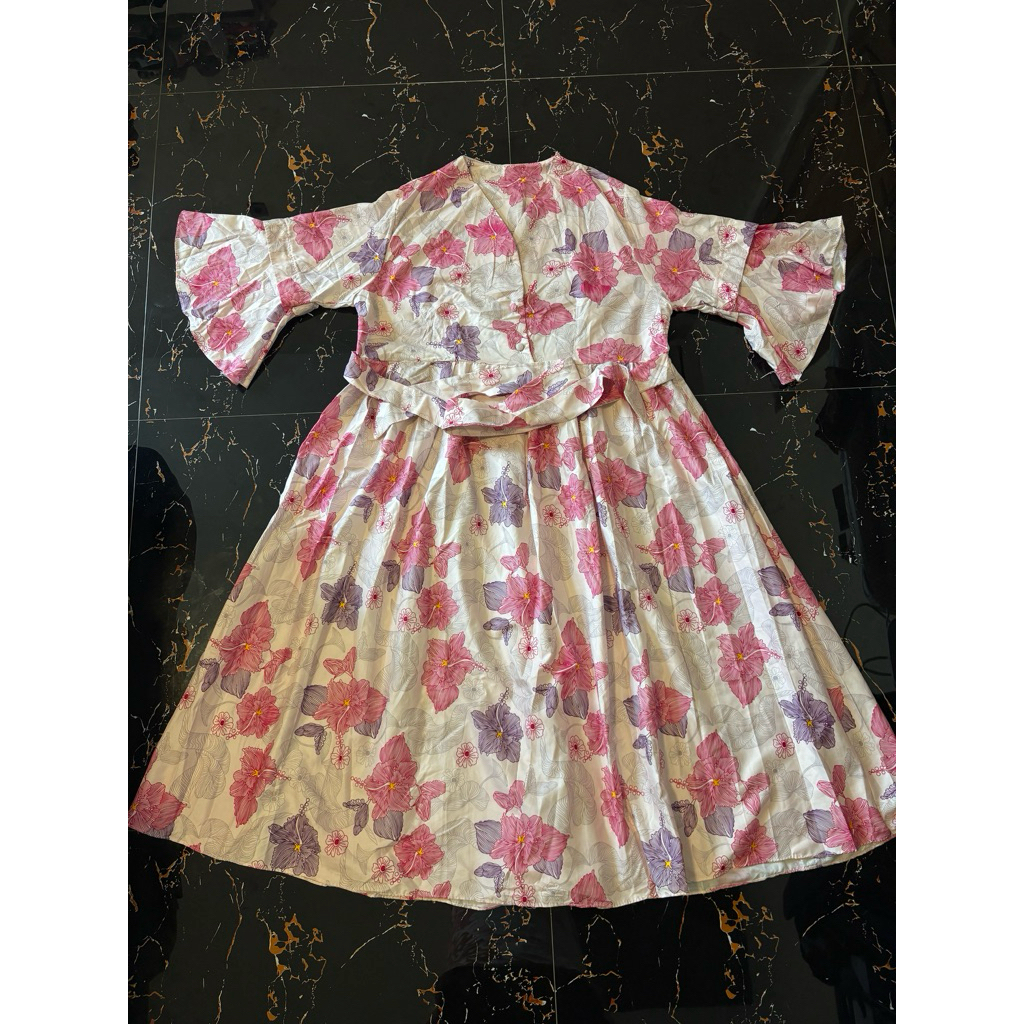 PL MIDI DRESS MOTIF BUNGA PINK OUTFIT PANTAI WANITA