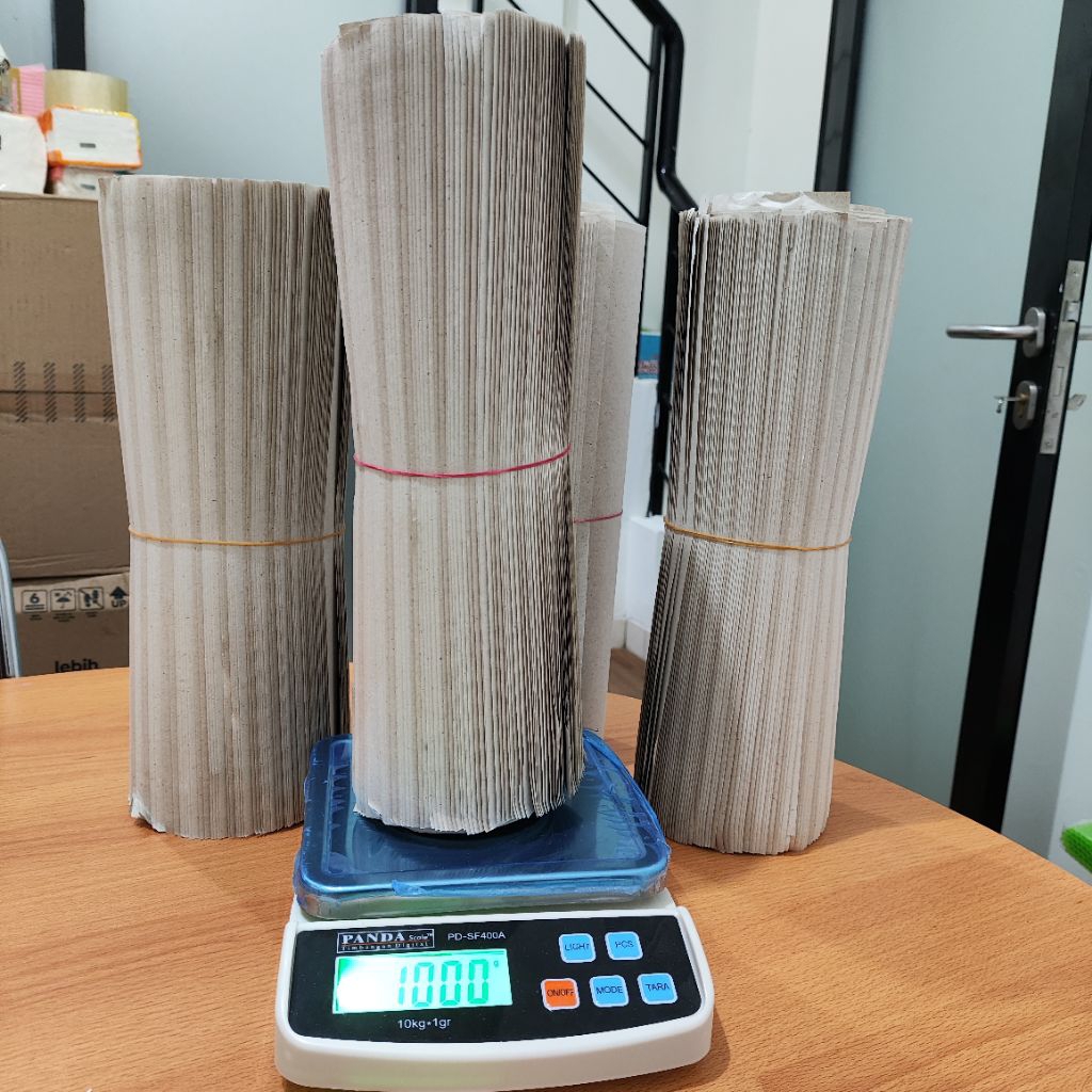 KORAN POLOS BERSIH UKURAN 31 X 45 BERAT 1KG / KERTAS BUNGKUS NASI POLOS PELAPIS NASI PADANG ALAS GOR