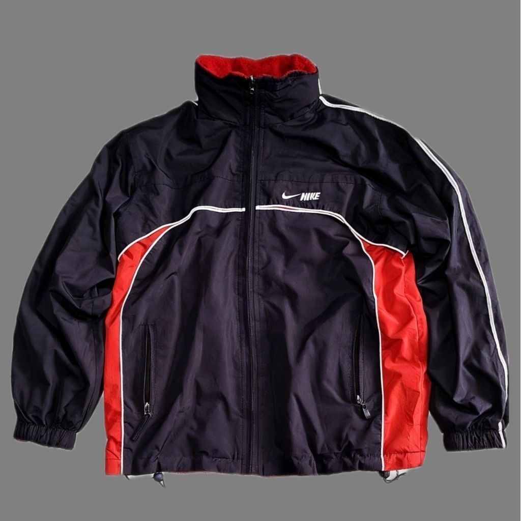 Jacket Nike Bolak Balik / Reversible Nike Jacket Hidden Hoodie Hitam Merah – LD 115