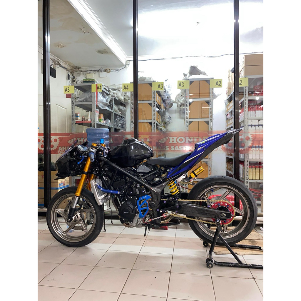 VELG CBR CBU 250 PNP KE R25/MT25