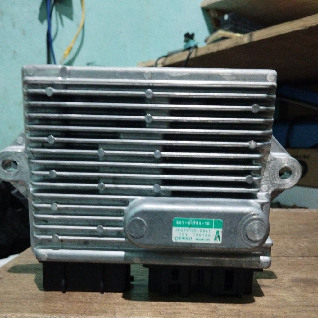 SGCU NMAX cayles B6Y H594 A 10