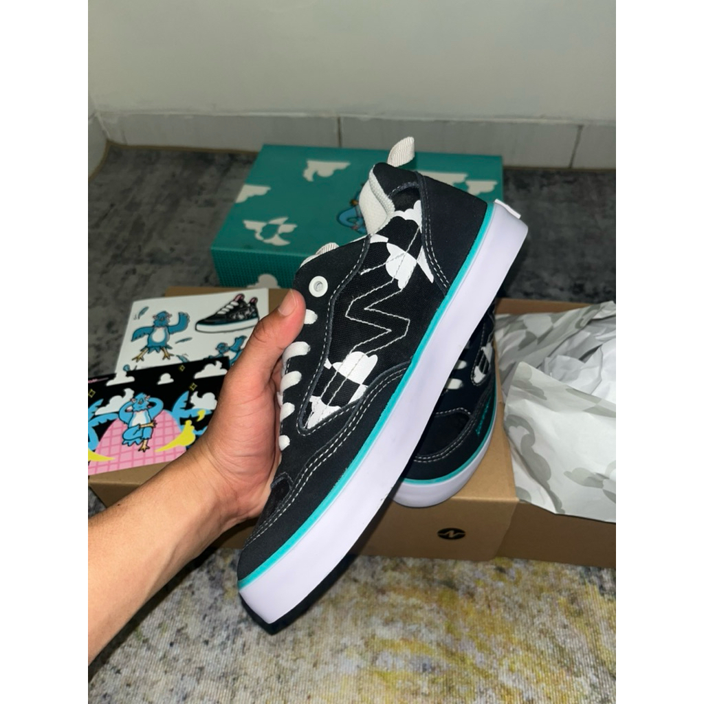 Sepatu Nah Project x Kevinwork Audacity SE Kevinwork Ep.2 Black White size 40 new