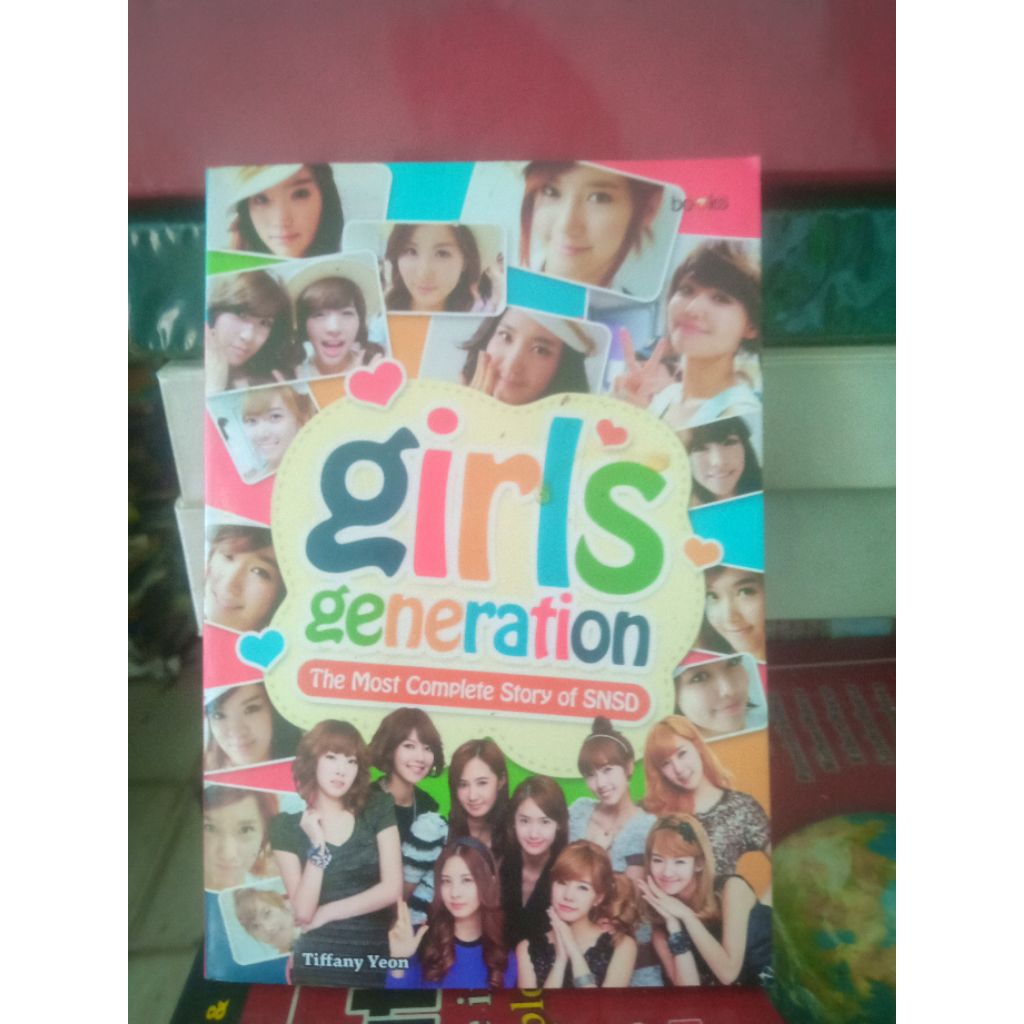 buku majalah Girls Generation
