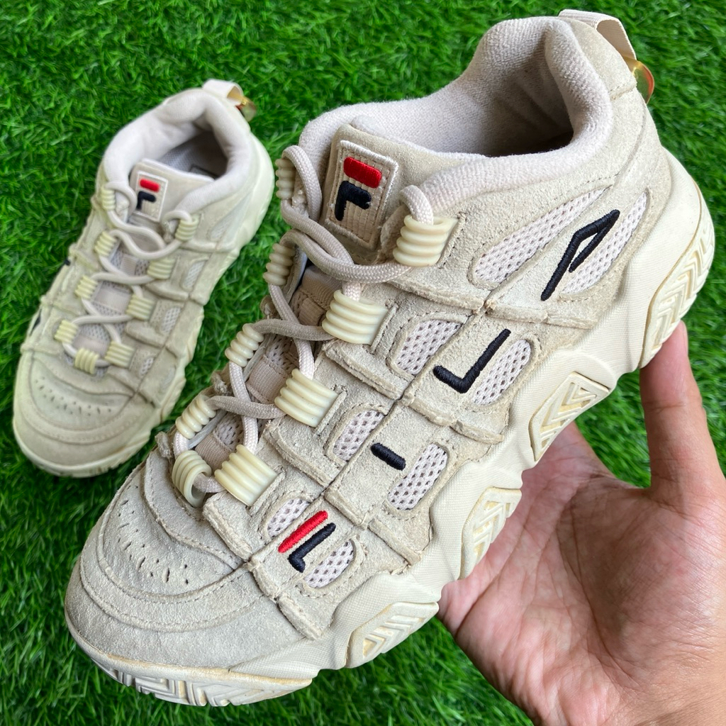 FILA Barricade Low Top Cream sneakers shoes size 37