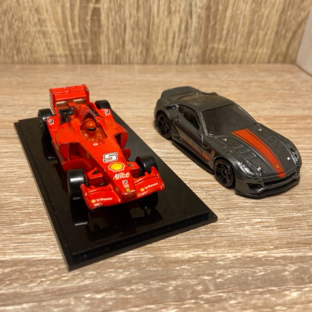 Hot Wheels loose Ferrari Grand Prix & Ferrari 599XX