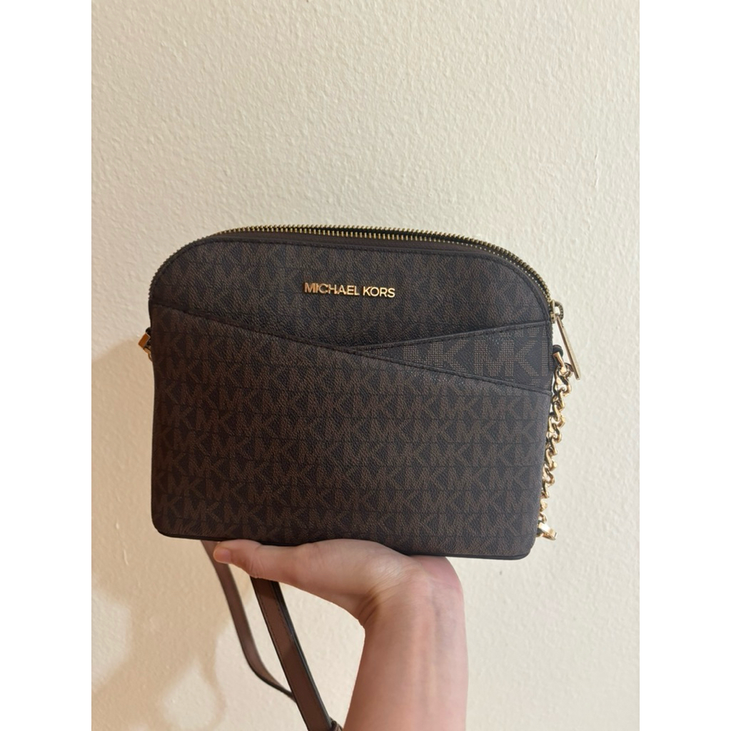 Michael Kors Jet Set Travel Medium Dome crossbody