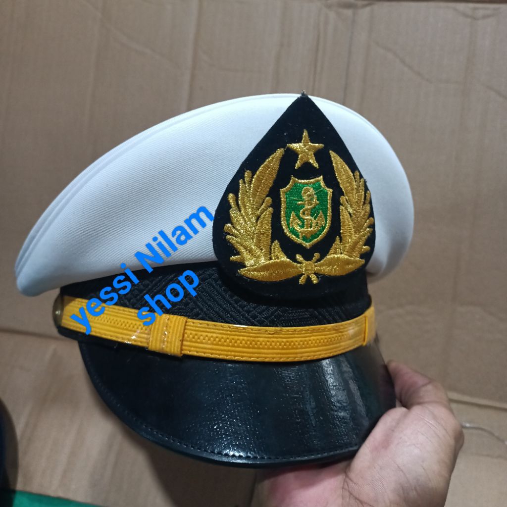 topi pet pelayaran taruna putih