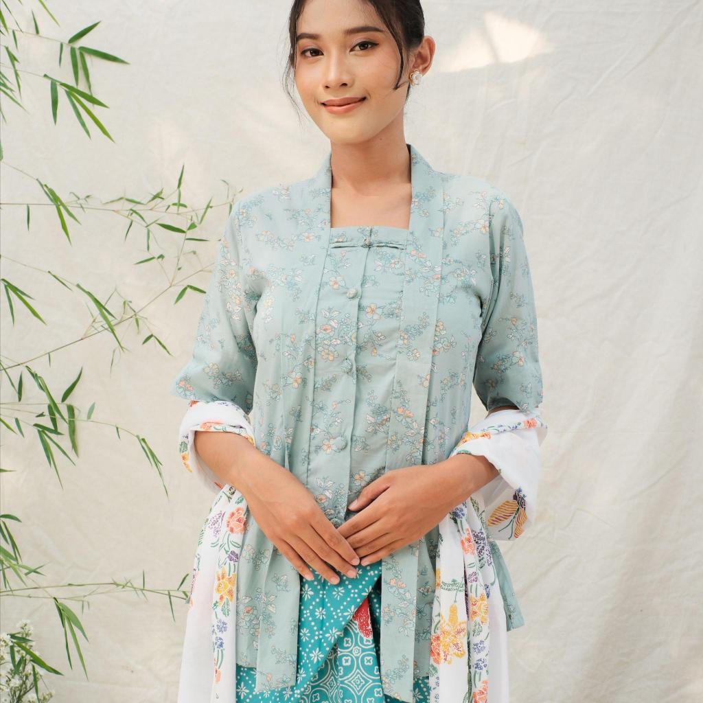 Atasan  Kebaya Kutubaru Luna Lengan Pendek Esatu Katun Paris Hijau Sage