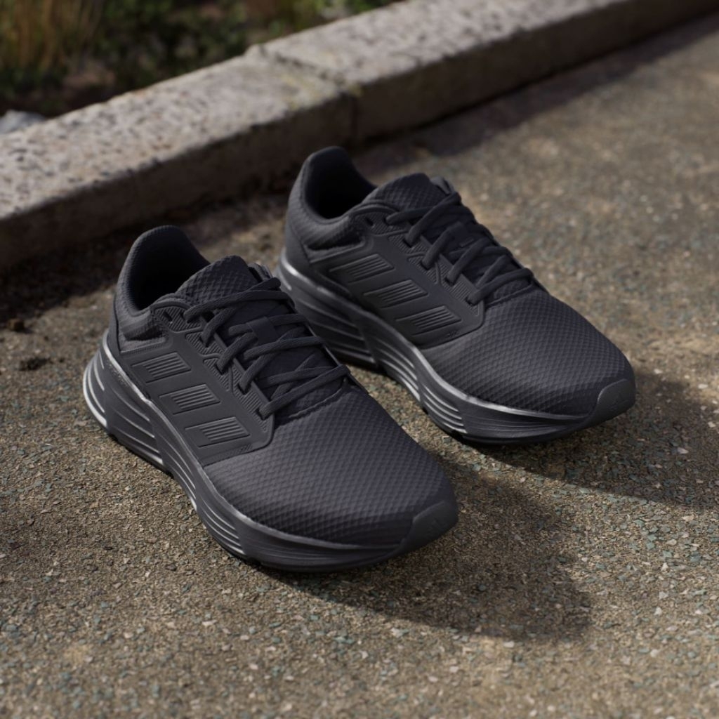 Adidas Galaxy 6 Running Shoes Pria