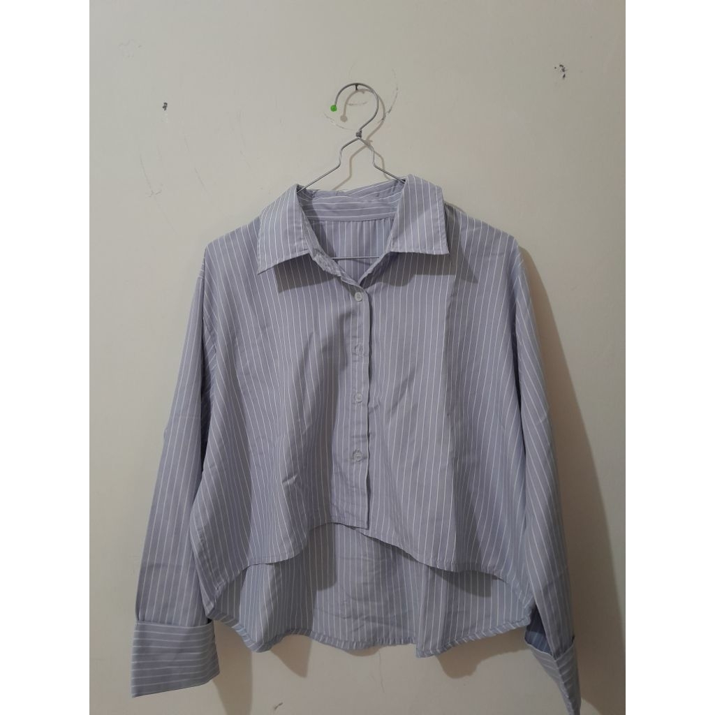 kemeja croptop asoka preloved