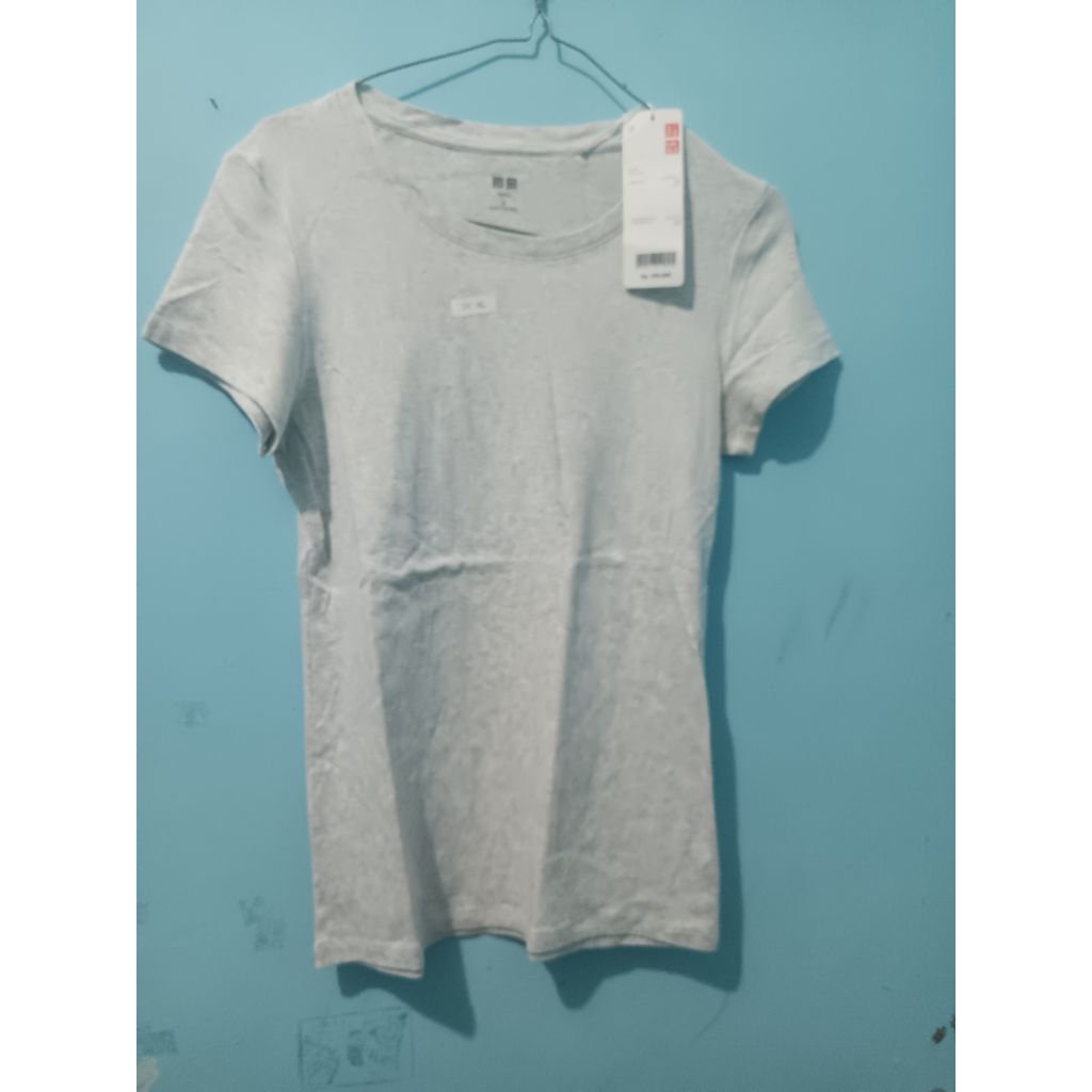Kaos Polos Uniqlo