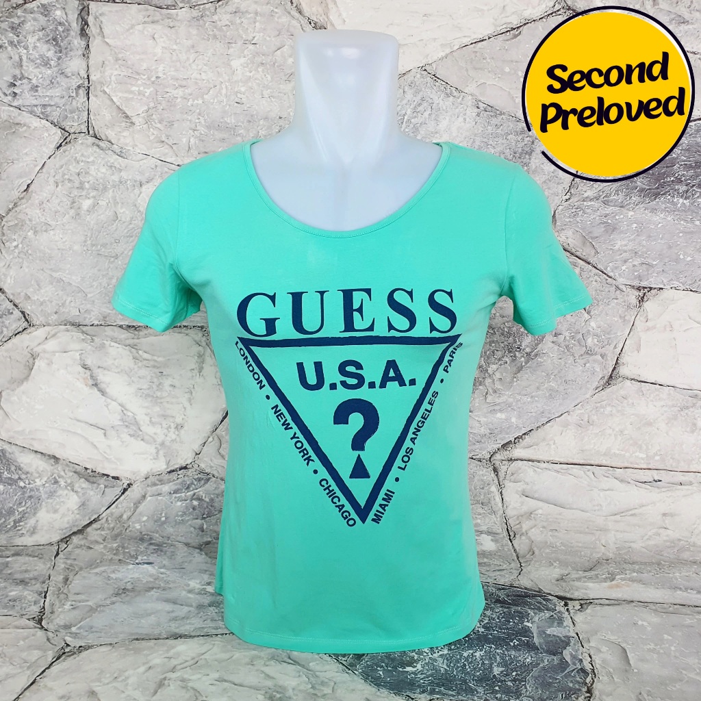 Baju Kaos Wanita / Anak GUESS - Size S / LD 44 cm - Original - Used