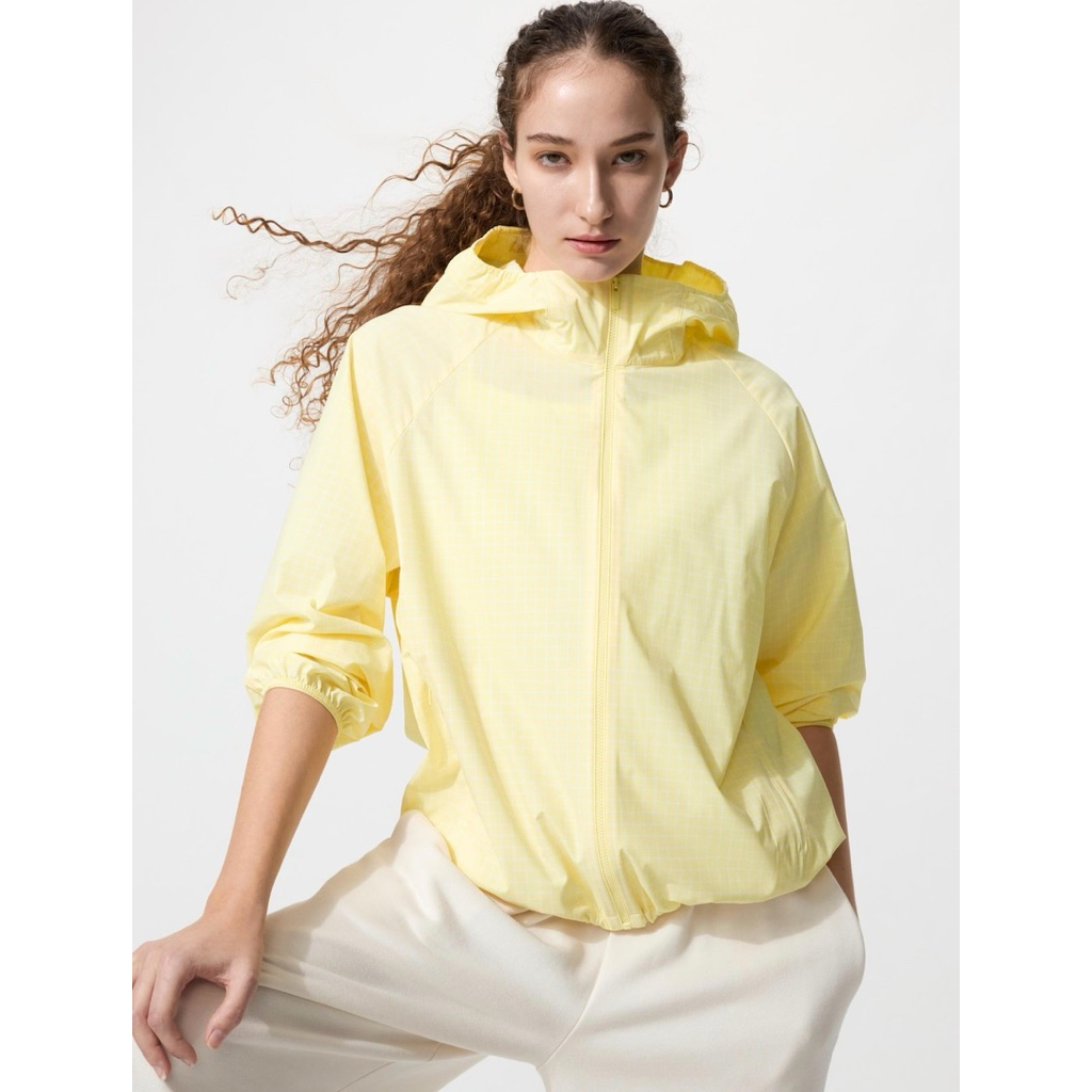 Uniqlo Pocketable UV protection parka