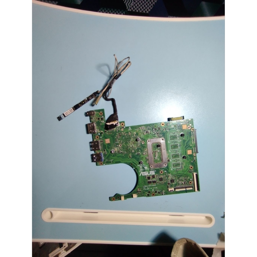 motherboard mainboard+webcam+fleksibel cable copotan Asus x200ca original