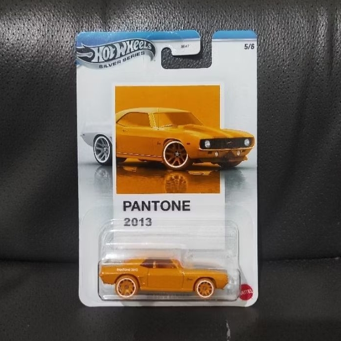 Hot Wheels 69 COPO Camaro Pantone 2013 Diecast 1:64 Collector
