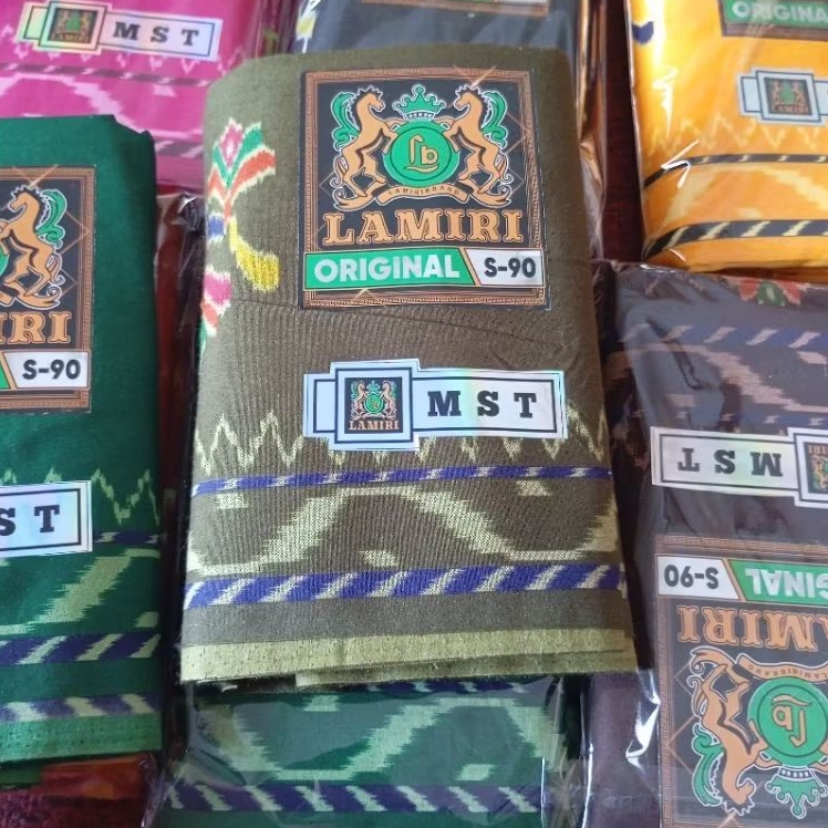 Sarung Lamiri Motif Kembang Mst Busana Muslim Bhs Kembang Pakaian Murah