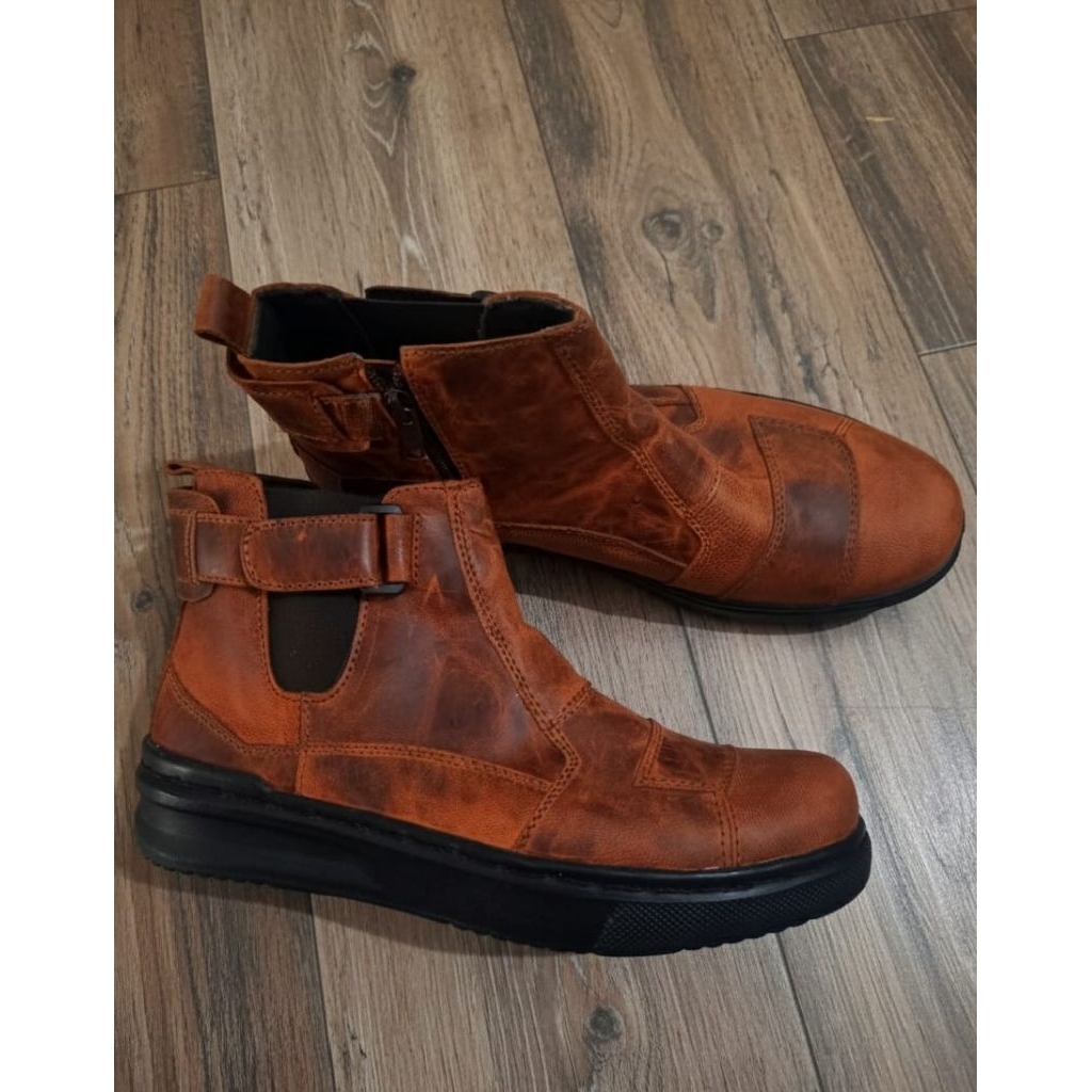 sepatu boots chelsea boots bikers size 40