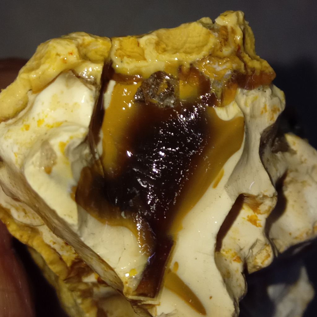 Natural Batu Idocrase Solar Kopi Kristal Aceh