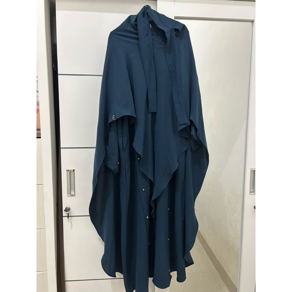 Preloved Bundling Lanna Abaya Aljenna
