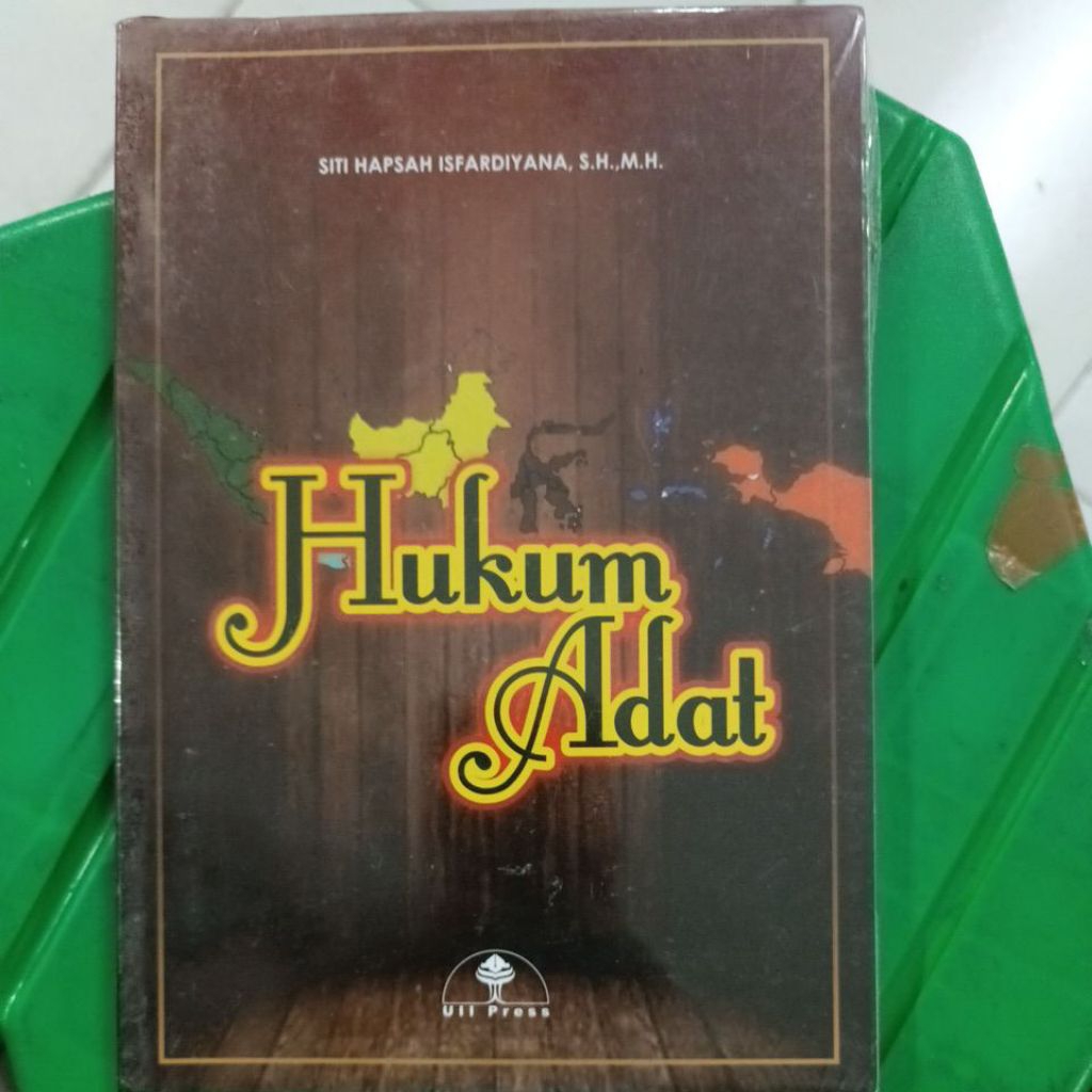 HUKUM ADAT