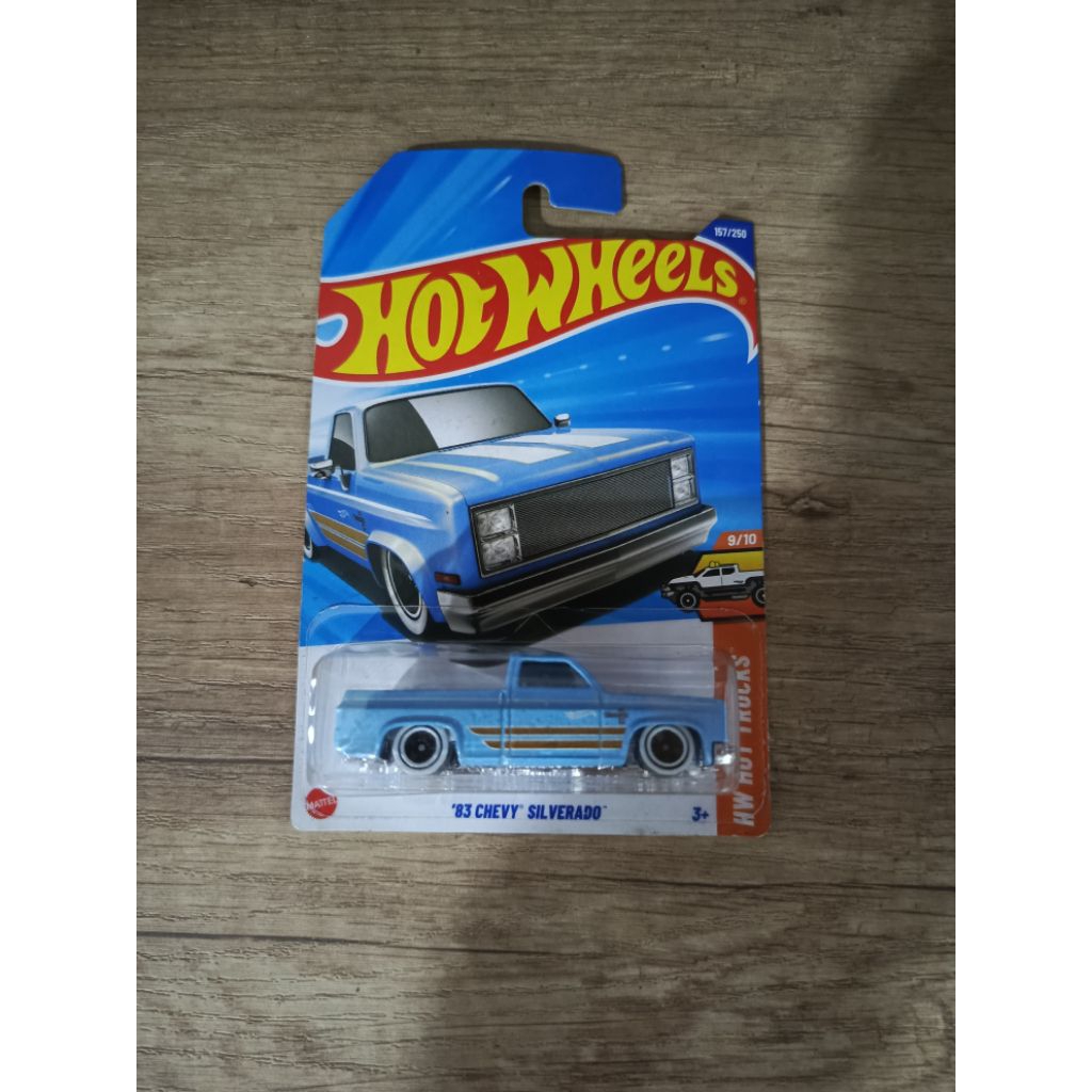 Hot Wheels 83 Chevy Silverado