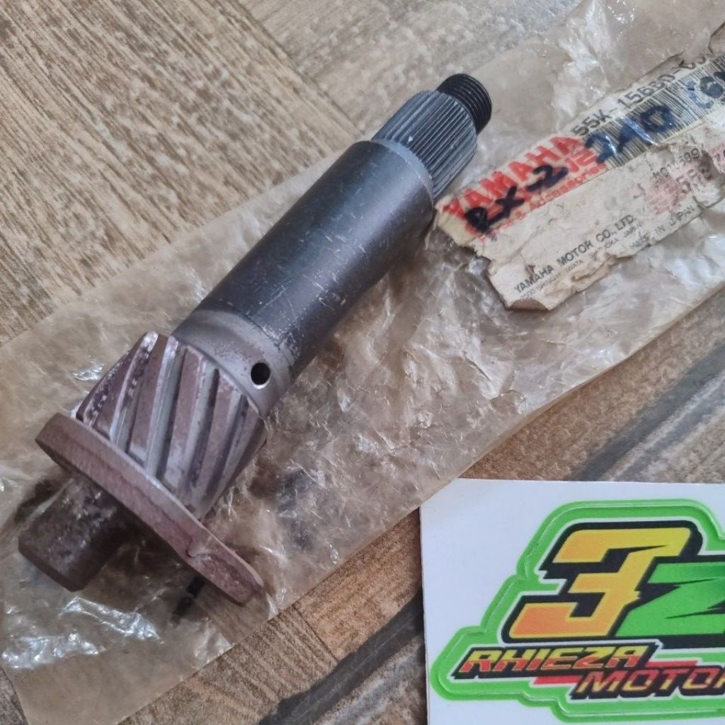 As kick starter selah engkol RXZ RZR 55K original baru Yamaha Japan nos / 55K-15660-00