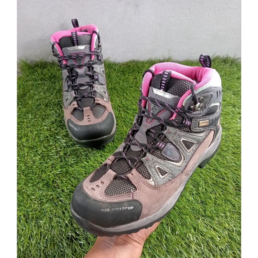 Sepatu Outdoor/ Hiking PRO WORLDCUP Mid Cut