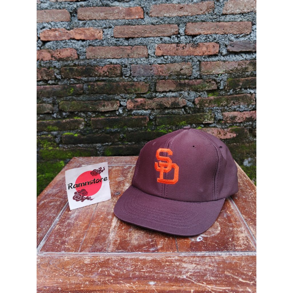 topi vintage mlb san diego padres