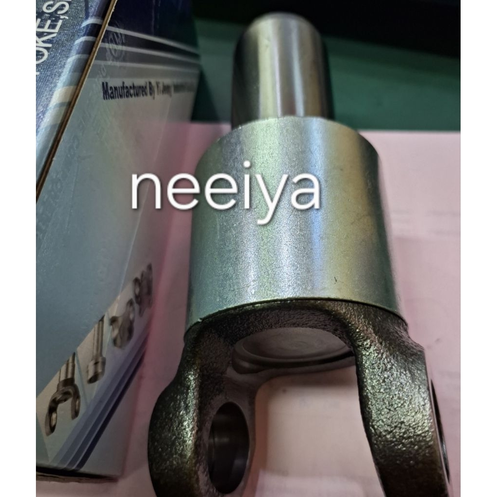 YOKE SLEEVE ISUZU PANTHER 2.5 TAIWAN