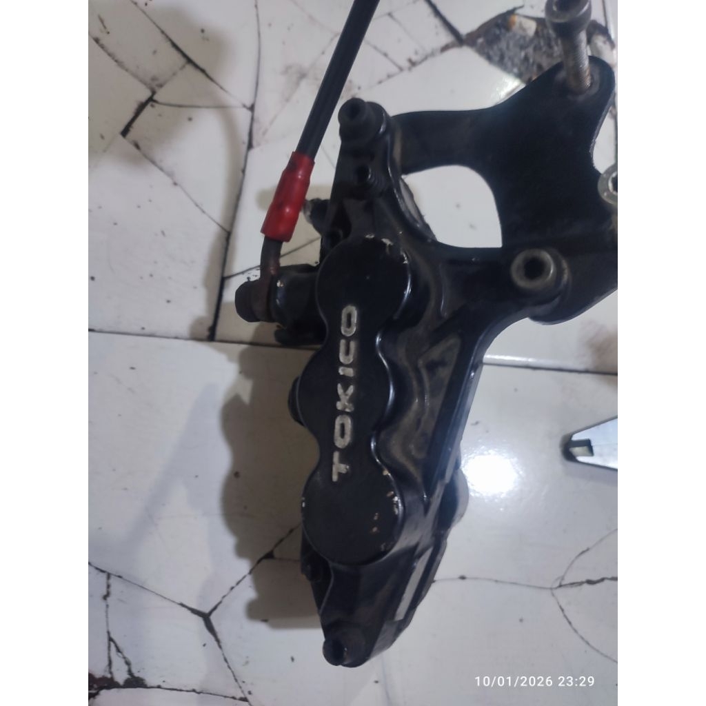 kaliper tokico 6 piston