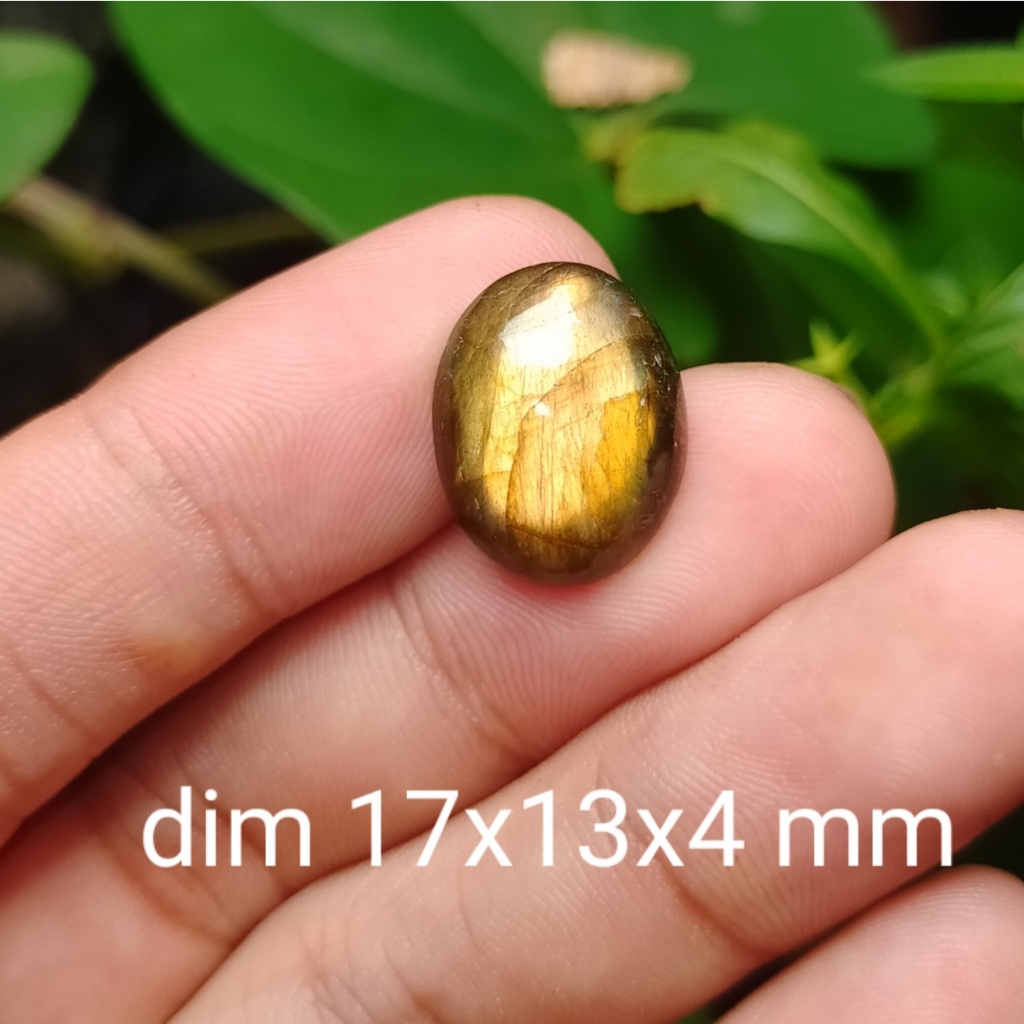 BATU LABOLADOR CAHAYA KUNING NATURAL cek batu lainnya yaman api wulung opal bacan permata kalimaya k