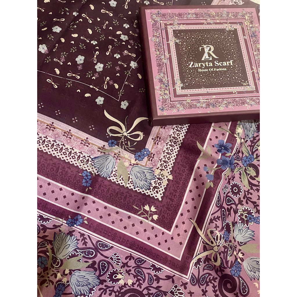 Segi Empat ZR Zaryta Scarf