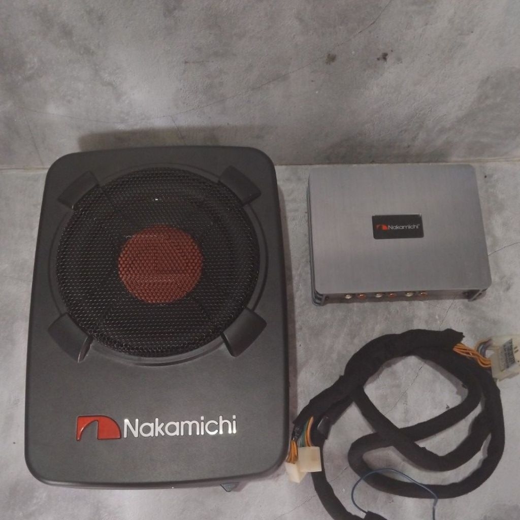 Audio mobil processor nakamichi dan sub
