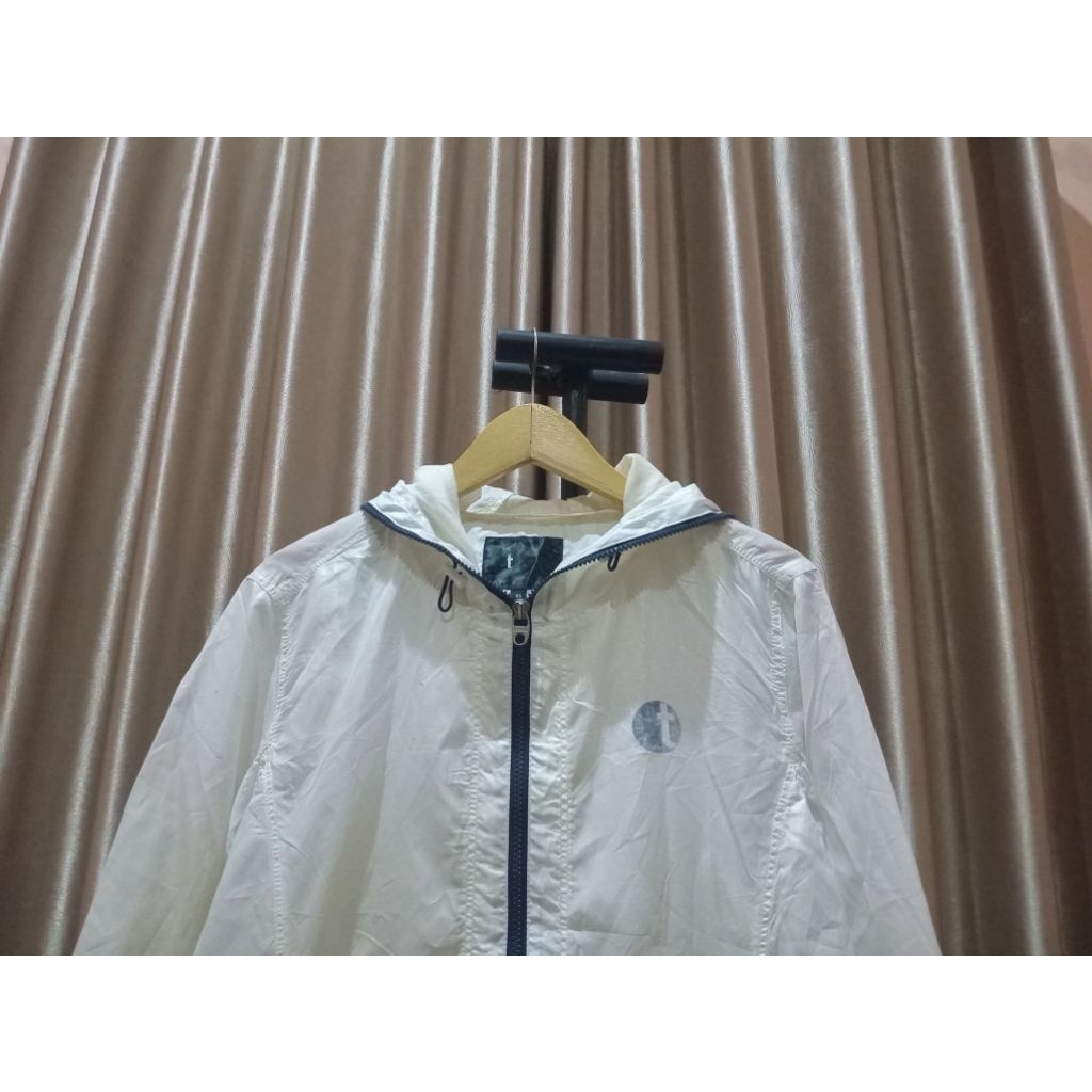 NEARBY RUNNING JACKET POCKEBLE WHITE