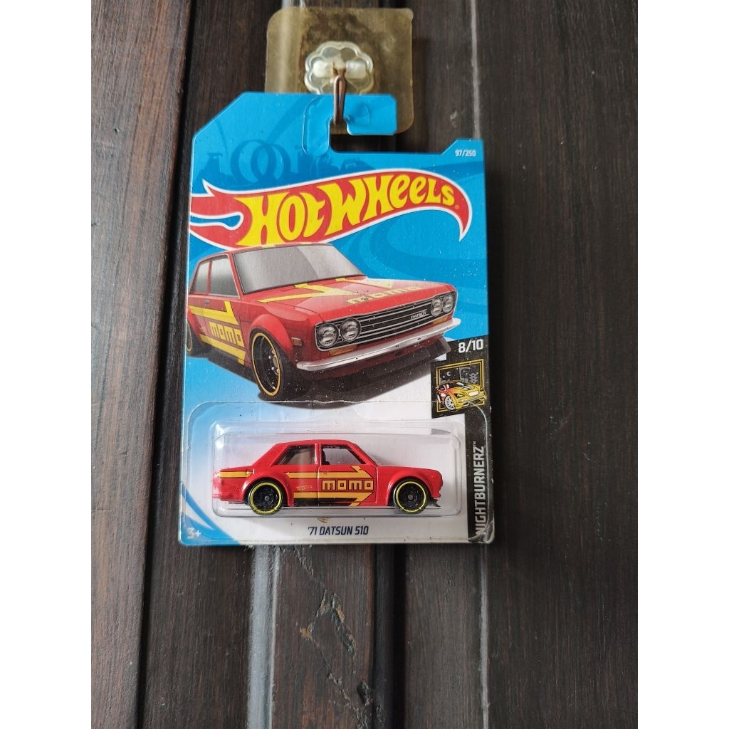 Hotwheels 71 Datsun 510