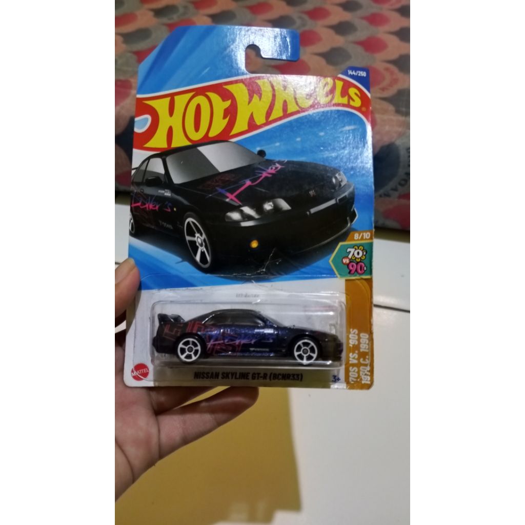 hotwheelsNissanSkyline