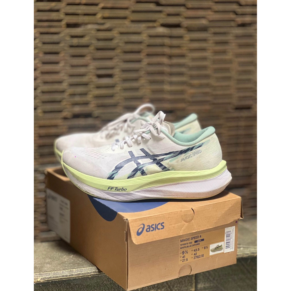 Asics Magic Speed