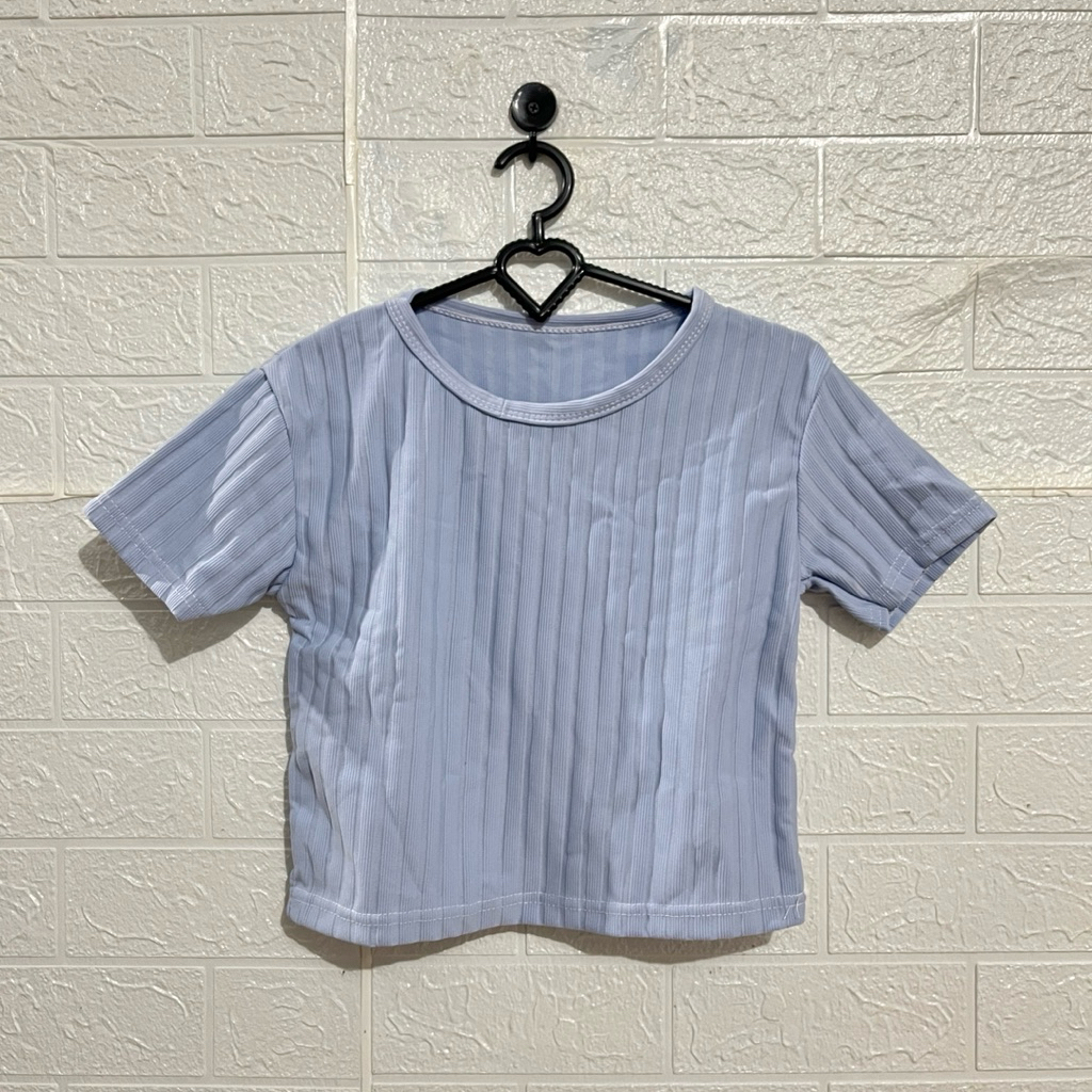 Crop Top Light Blue / Kaos Basic Salur Biru Muda / Crop Tee Baby Blue