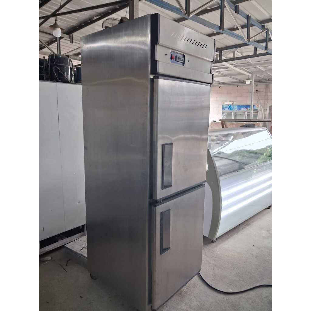 S/S UPRIGHT FREEZER 2 DOOR BEKAS/KABINET UNTUK MENYIMPAN PRODUK BEKU
