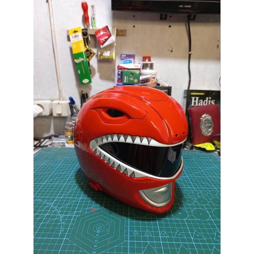 Helm Cosplay Power ranger merah (Resin)