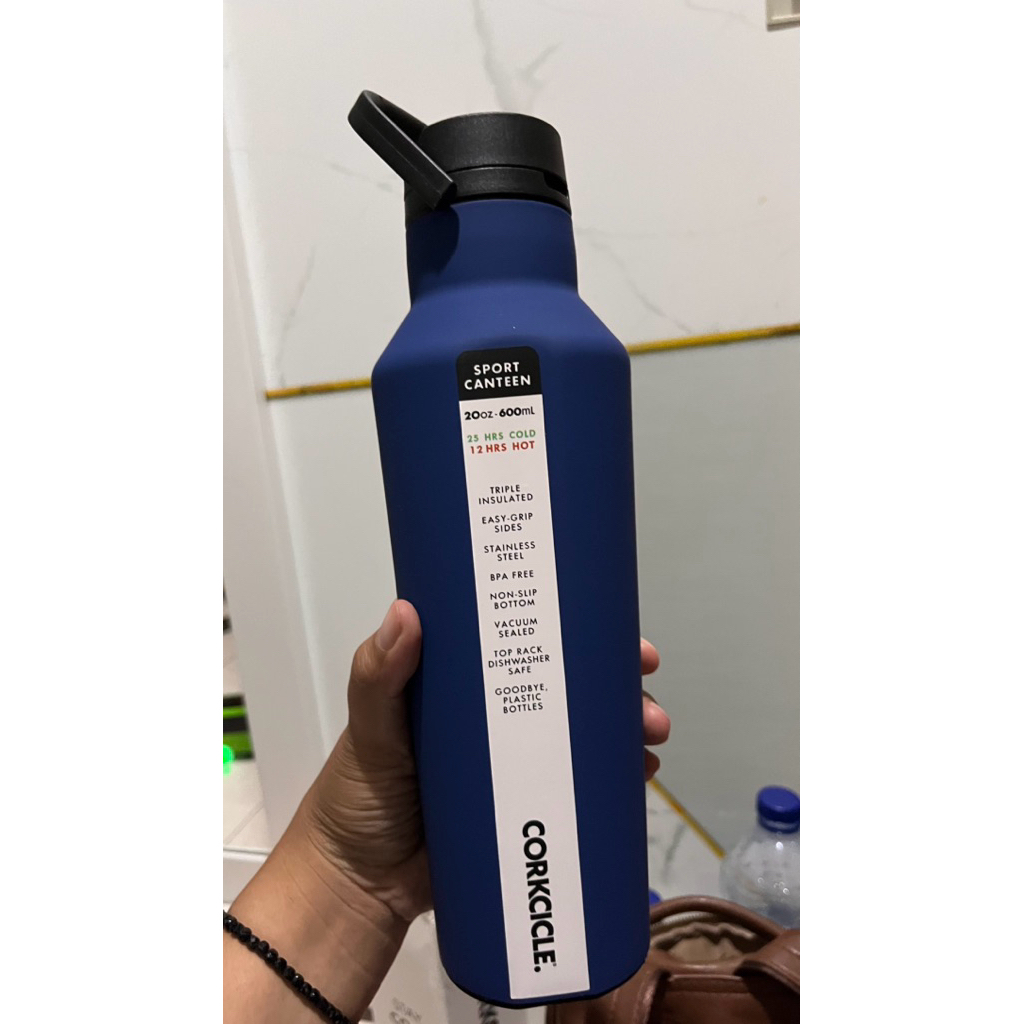 CORKCICLE SPORT CANTEEN NAVY