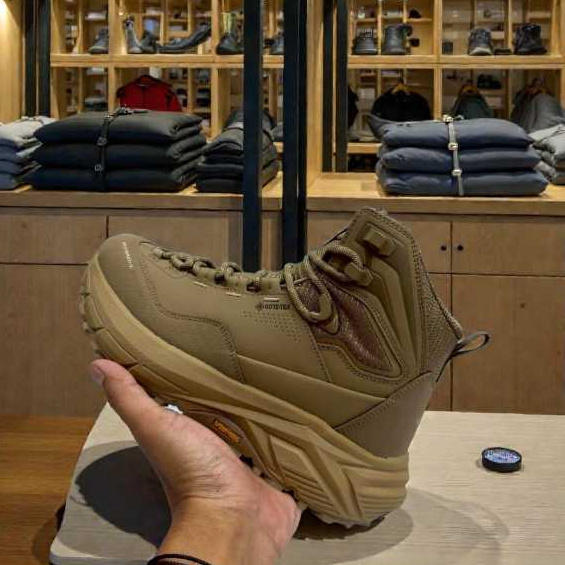 The North Face VECTIV Fastpack Mid GORETEX Brown