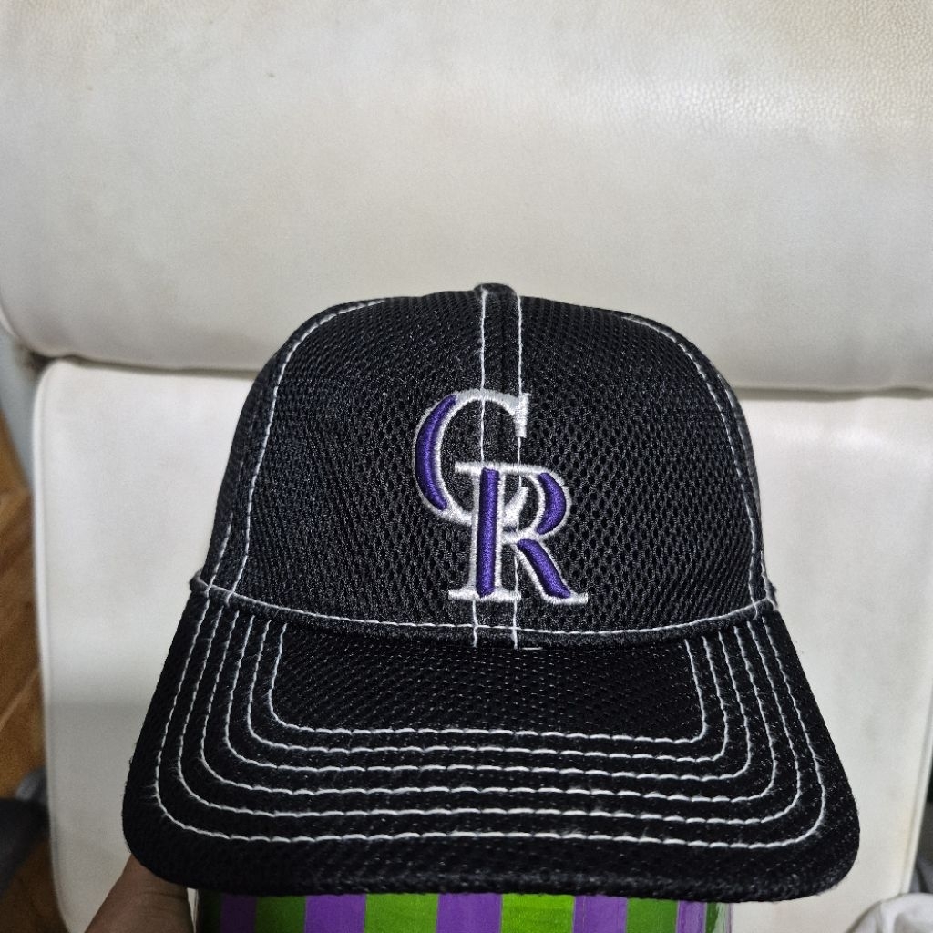 Topi New Era Colorado Rockies Hitam